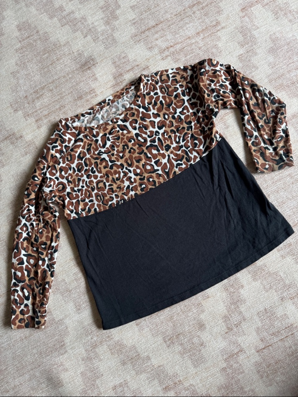 Lilly Pulitzer Girls' Leopard Print Colorblock Long Sleeve Top size S(4-5)